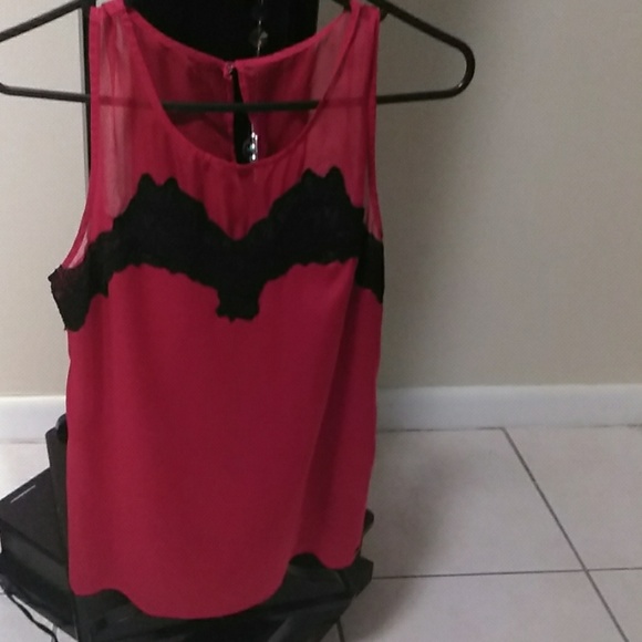 Top - Picture 1 of 3